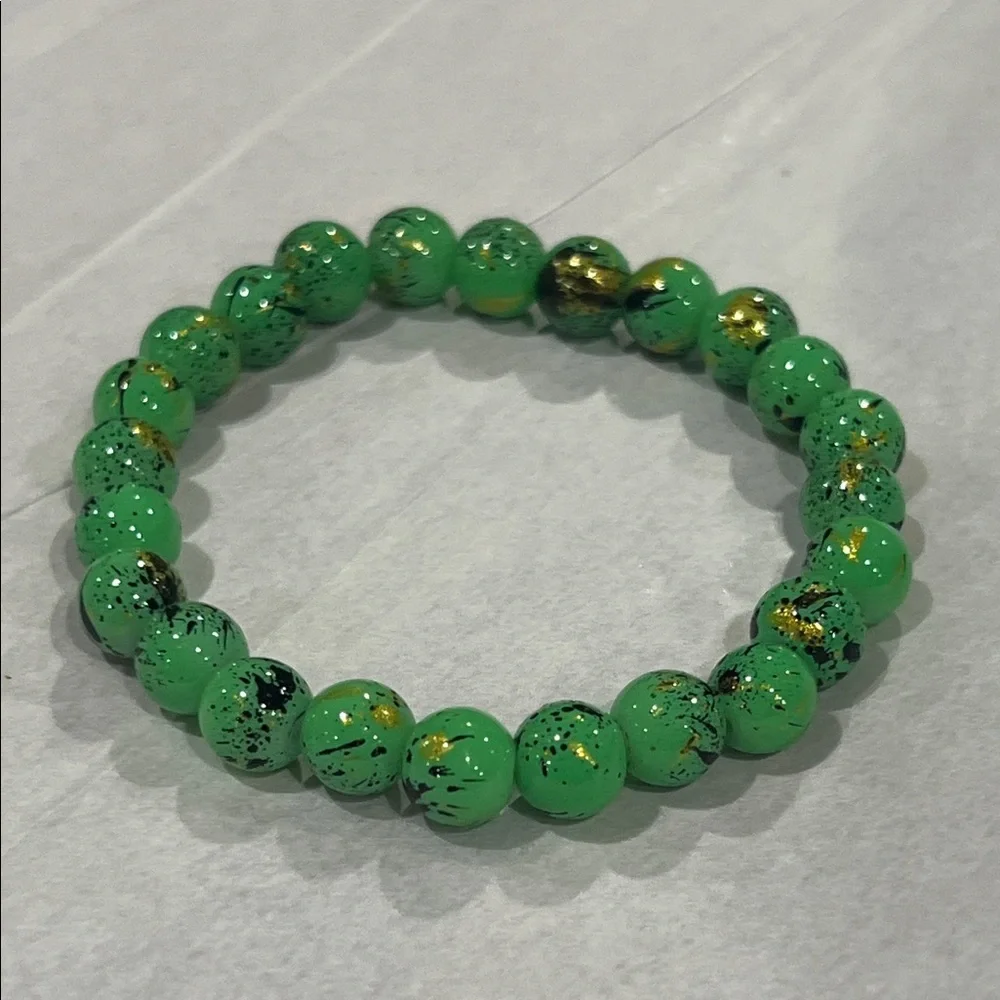 Vibrant Green and Gold Speckled Bracelet